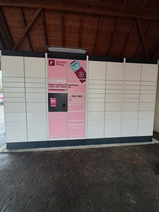 Locker 24/7 Super U 44800 Saint-Herblain, 14 14 Rue du Lieutenant Mouillie, 44800 Saint-Herblain