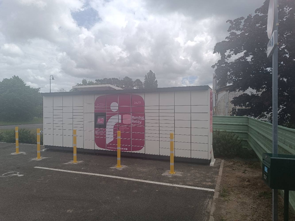Locker 24/7 Pharmacie d'Onesse Laharie, 531 531 Route de Mimizan, 40110 Onesse-Laharie