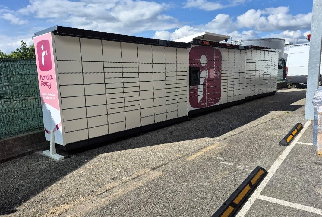 Locker 24/7 E.leclerc Cran Gevrier 74960 Annecy, 60 60 Route des Creuses, 74960 Annecy