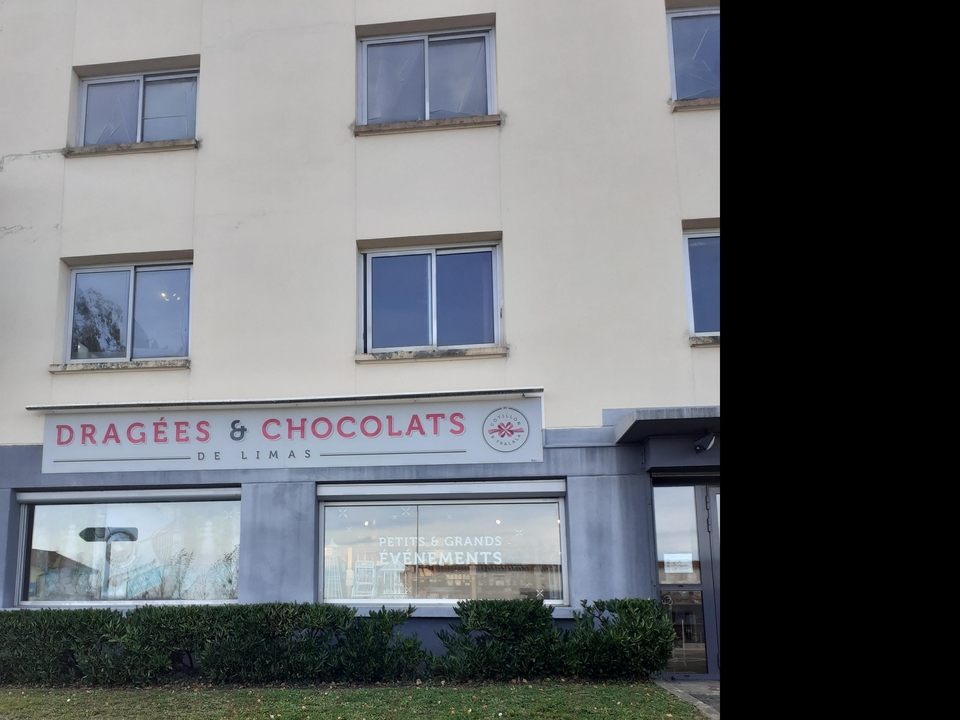 Dragees et Chocolats de Limas, 1106 Route d'Anse, 69400 Limas