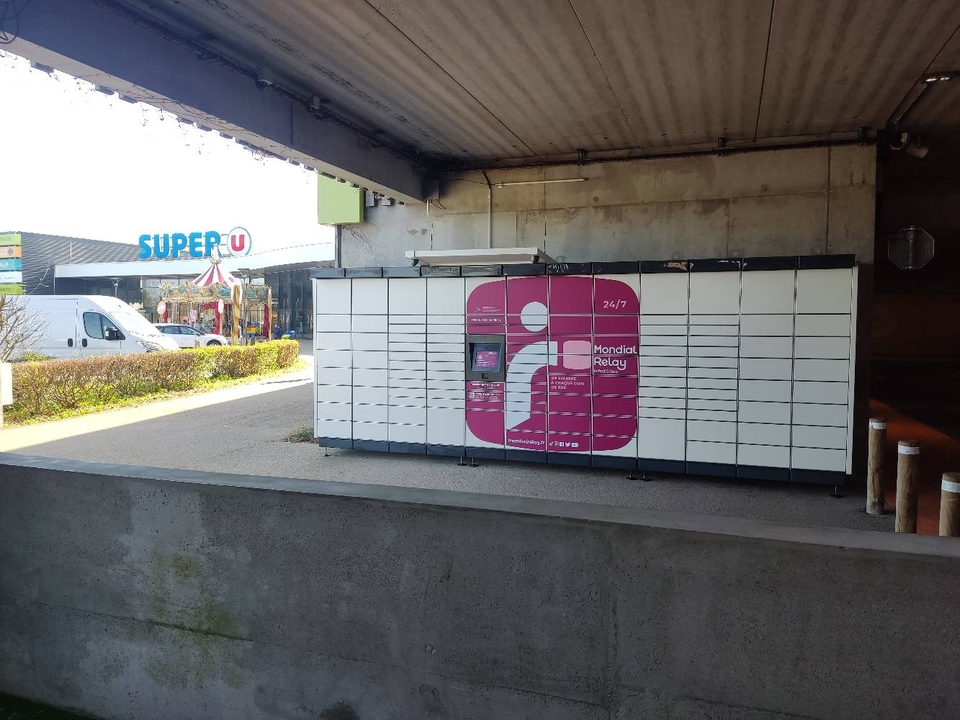 Locker 24/7 Super U St Jean de Monts, Le Clos De, Route de Challans, 85160 Saint-Jean-de-Monts