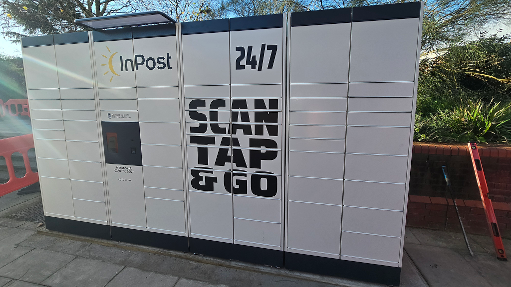 Zdjęcie paczkomatu od InPost: InPost UK00373508