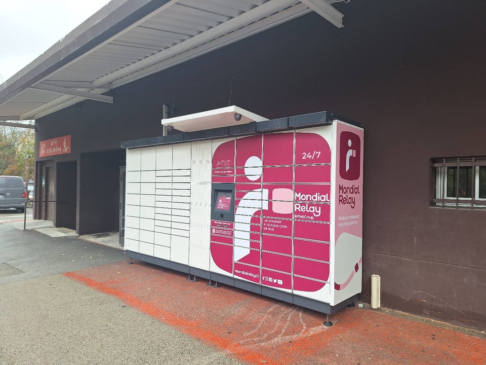 Locker 24/7 Carrefour Market Le Beausset, Quartier La Fourmigue, 83330 Le Beausset