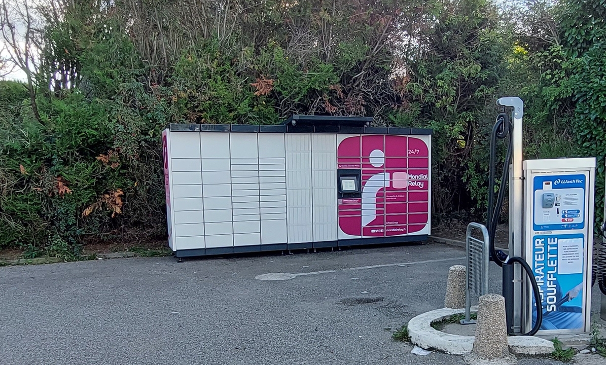 Locker Station de lavage Washc, Route de la Gare, 78890 Garancières