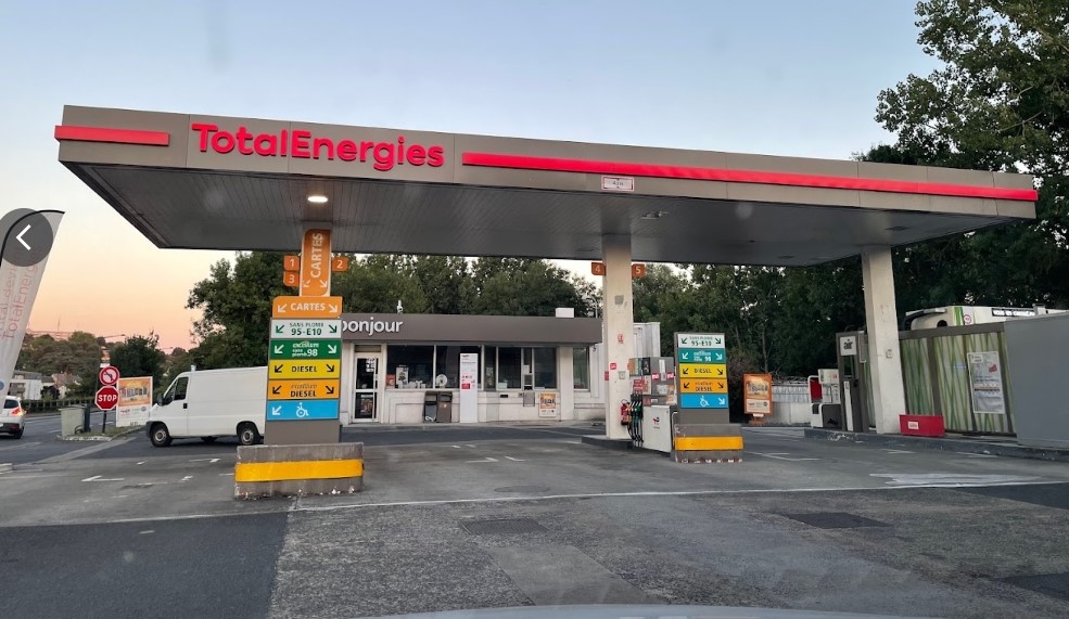 Total Access Saumur, Boulevard de la Marne, 49400 Saumur