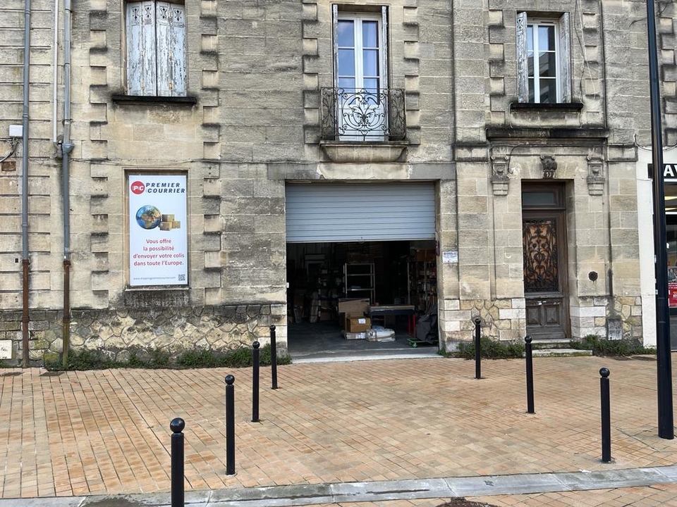 Premier Courrier 3, 17 Place Pierre Jacques Dormoy, 33800 Bordeaux