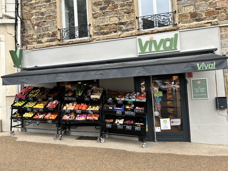 Vival Saint-Martin-En-Haut, 3 Place Neuve, 69850 Saint-Martin-en-Haut