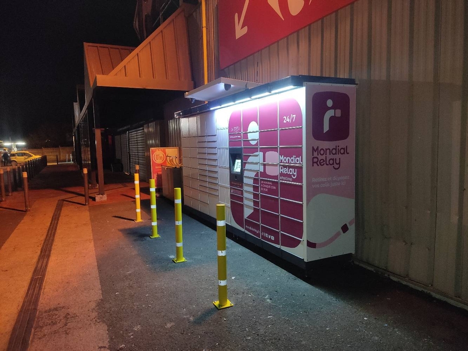 Locker 24/7 Carrefour Market la Ferte-Bernard, Avenue Pierre Brûlé, 72400 La Ferté-Bernard