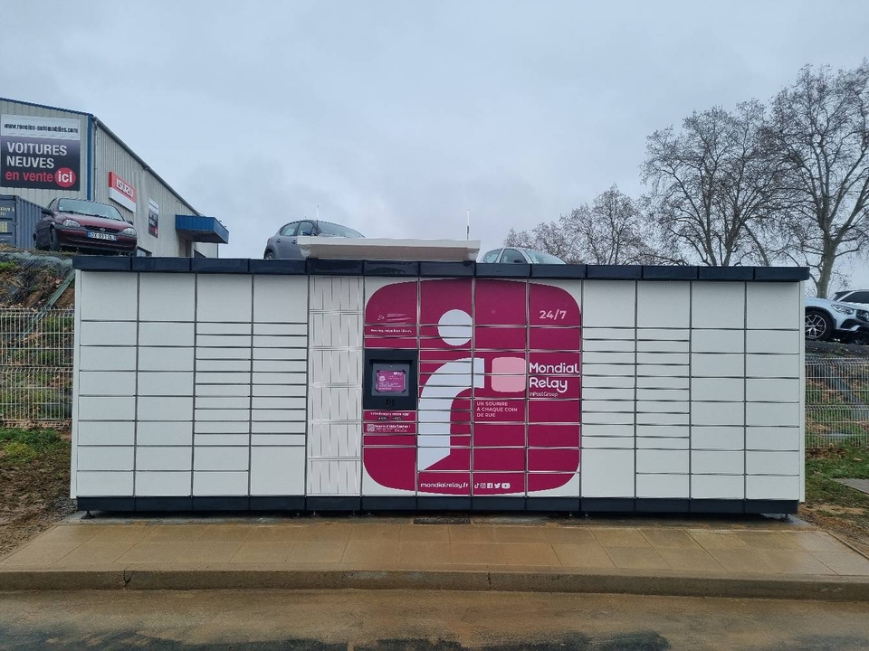 Locker 24/7 E.Leclerc Saint-Georges-De-Reneins, 110 Rue de l'Industrie, 69830 Saint-Georges-de-Reneins