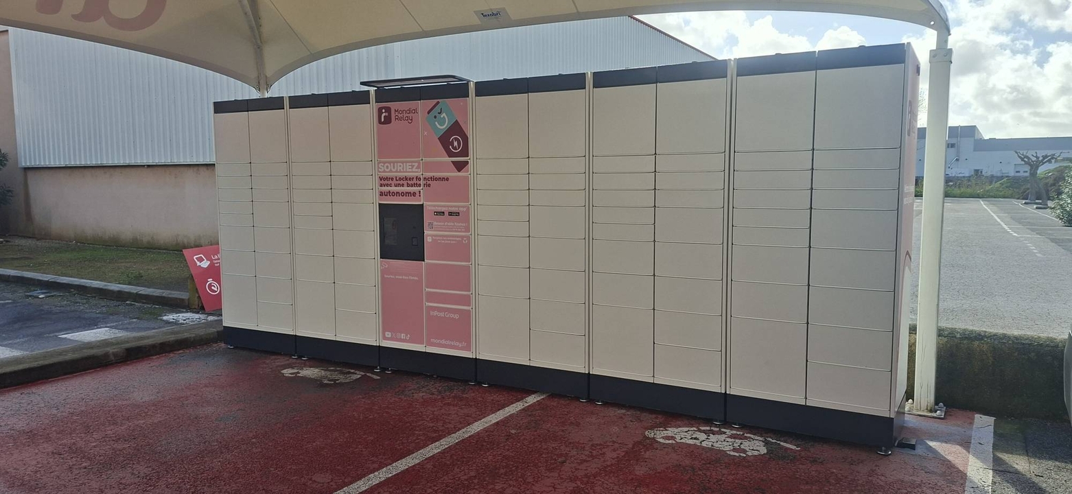 Locker 24/7 Carrefour Market Narcisses 83310 Cogolin, 17 17 Coli Fontaine Mourier, 83310 Cogolin