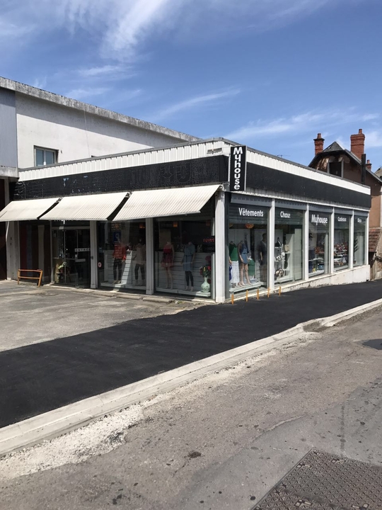 My House-Bazar Hu, 47 Avenue du 14 Juillet, 18100 Vierzon
