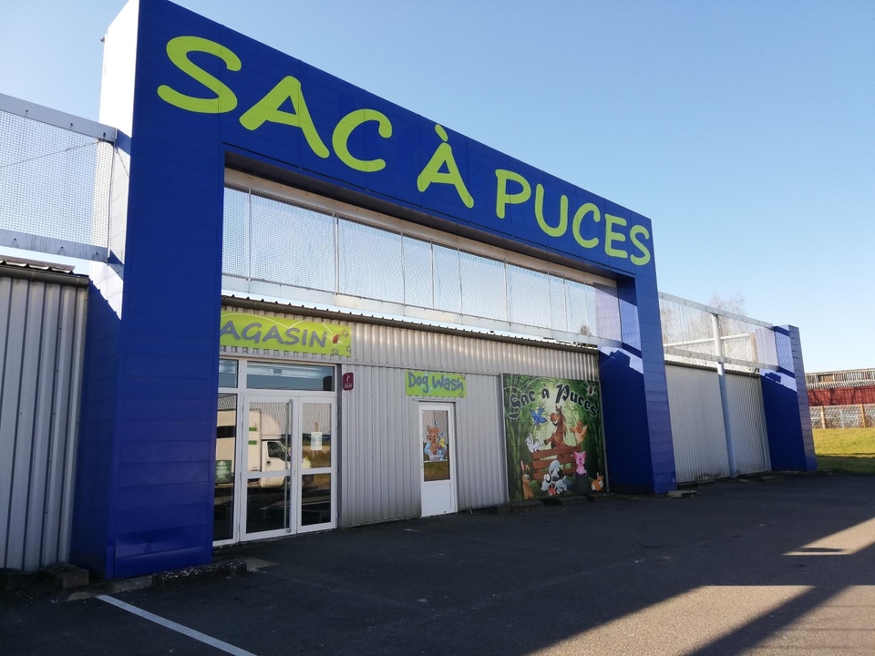 Sac A Puces, 7 Rue de l'Ouillette, 16500 Confolens