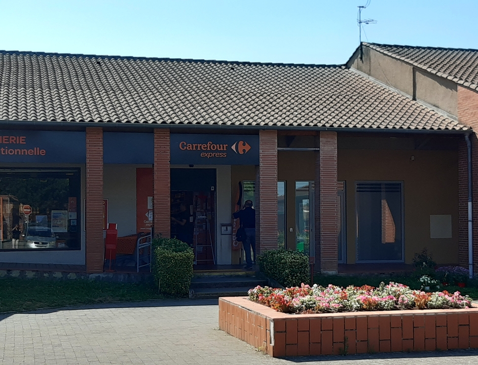 Carrefour Express, 45 Avenue de Borde Haute, 31750 Escalquens