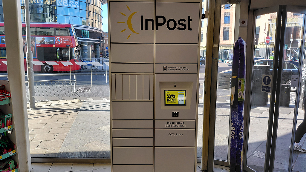 Zdjęcie paczkomatu od InPost: InPost UK00193499