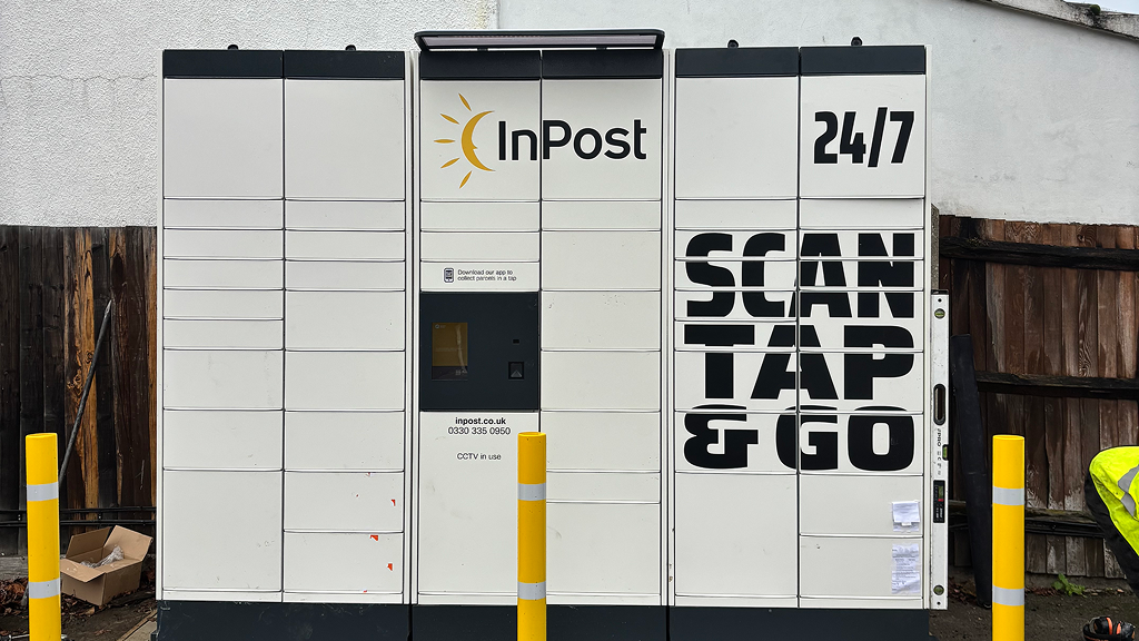 Zdjęcie paczkomatu od InPost: InPost UK00332735