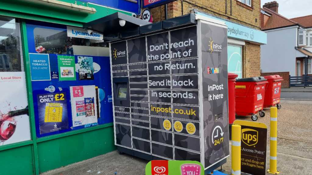 InPost's photo of the locker: InPost UK00013884