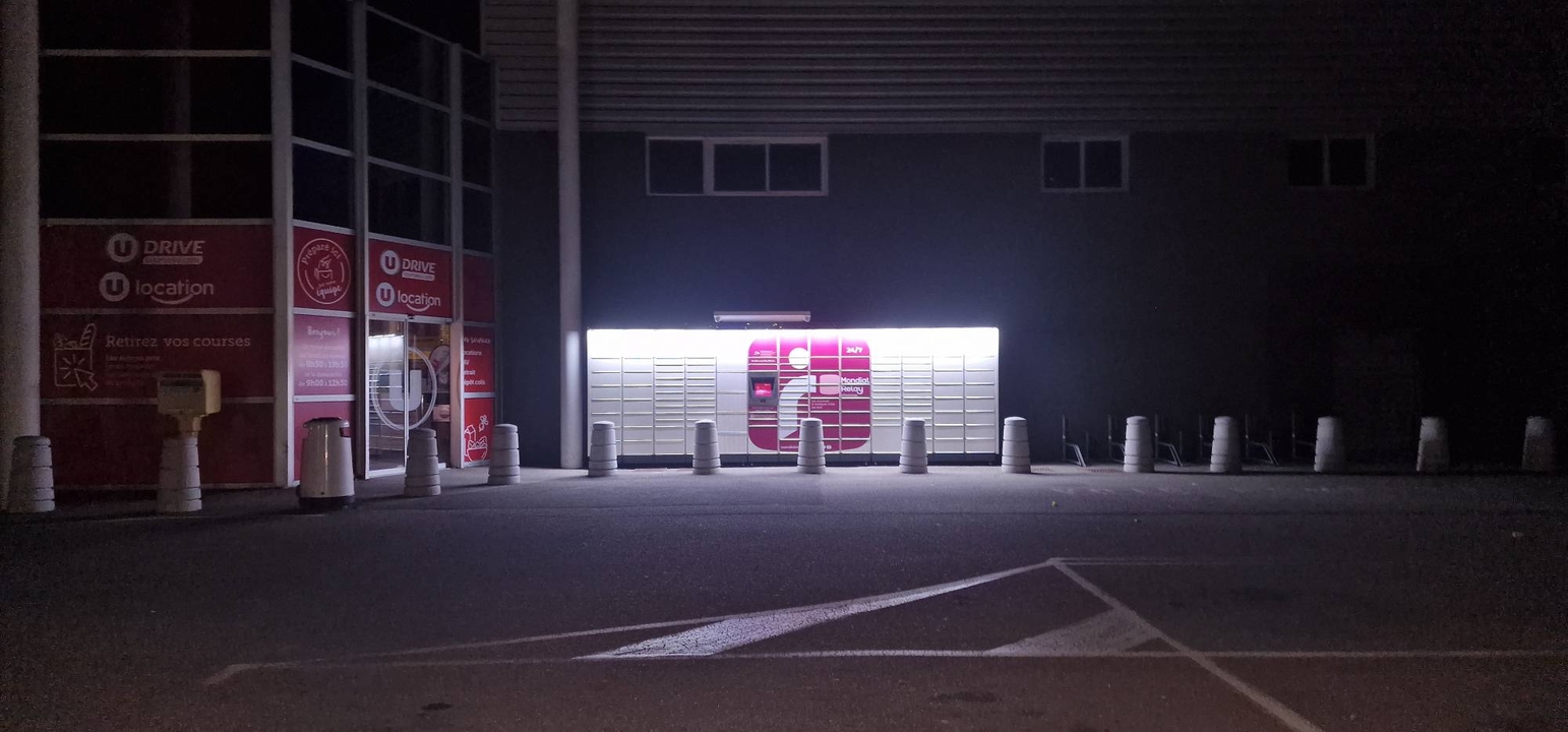 Locker 24/7 Super U la Roche sur Yon, Boulevard Moreau, ZAC des oudairies, 85000 La Roche-sur-Yon