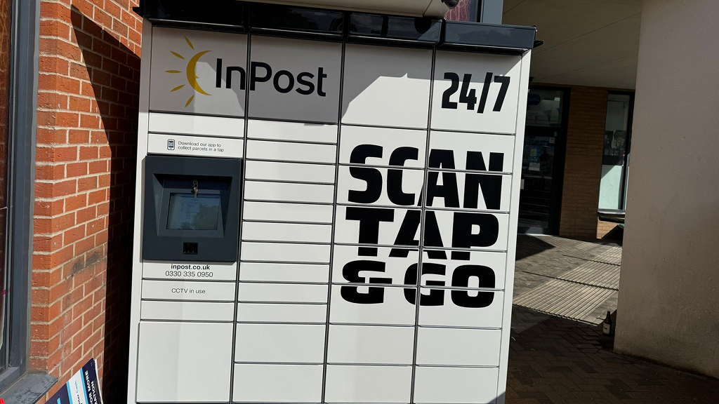 Zdjęcie paczkomatu od InPost: InPost UK00332029