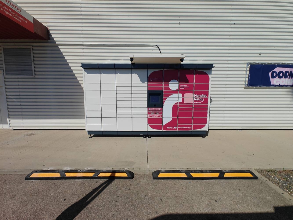Locker 24/7 Conforama, Mas Balande ZAC Du, 66000 Perpignan