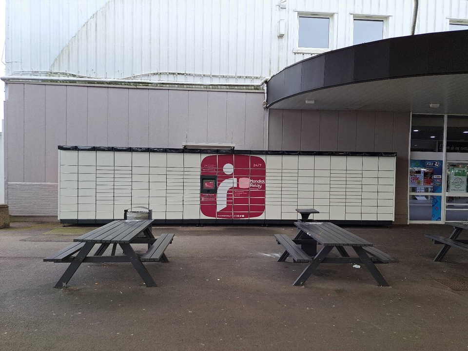 Locker 24/7 E.Leclerc 76800 Saint-Etienne-du-Rouvray, Avenue de la Mare aux Daims, 76800 Saint-Étienne-du-Rouvray