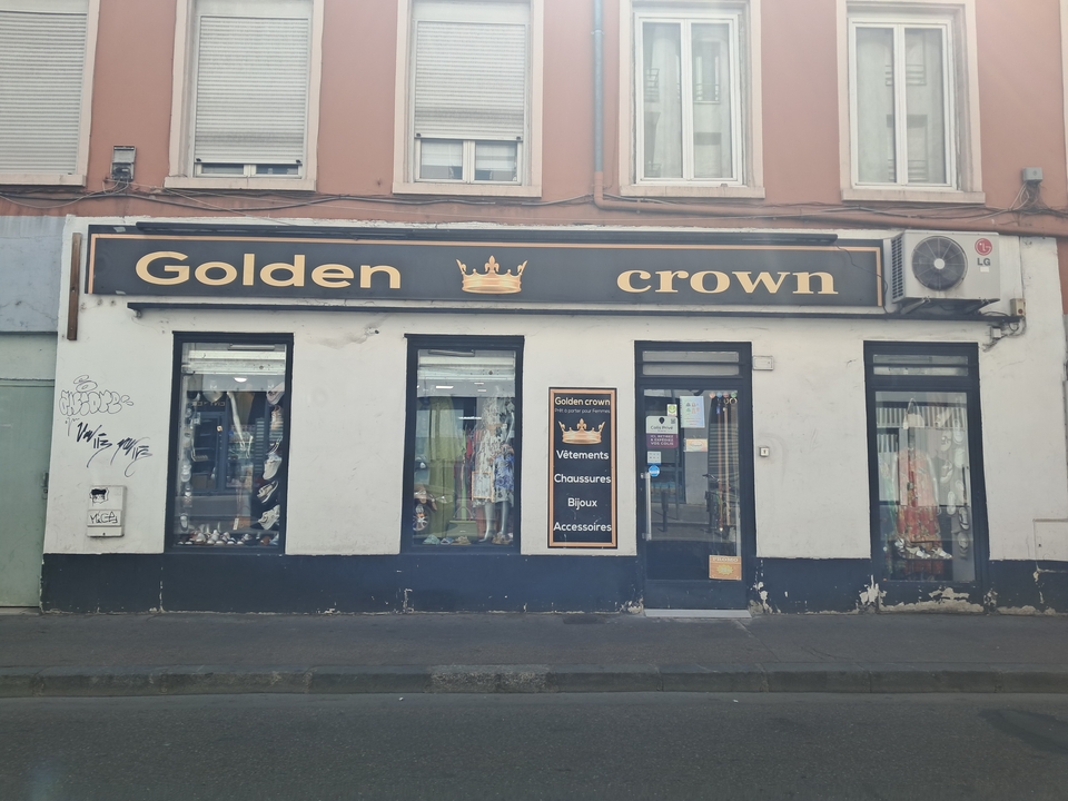 Golden Crown, 60 Rue Gabriel Péri, 69100 Villeurbanne