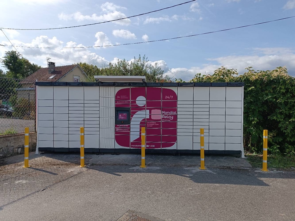 Locker 24/7 Carrefour Market rue Christ 02000 Laon, 16 16 Rue Fernand Christ, 02000 Laon