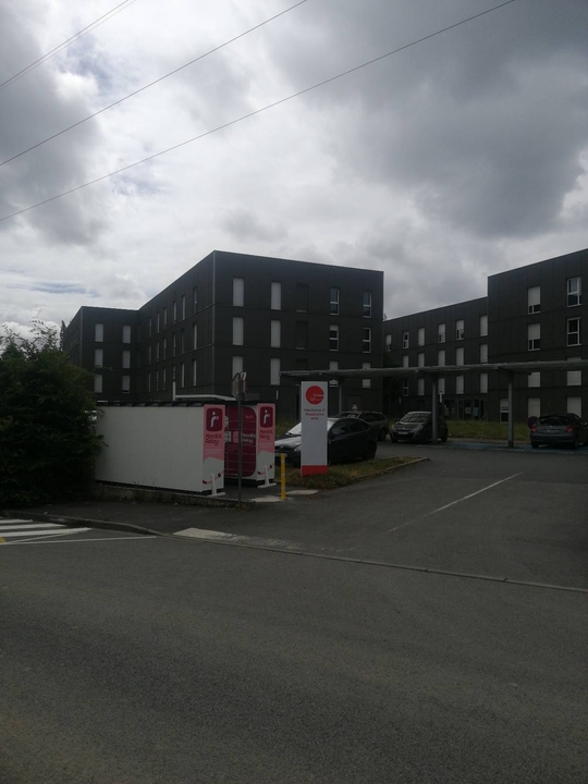 Locker 24/7 Crous Madeleine Bres Nantes, 54-56 Rue Pierre Adolphe Bobierre, 44300 Nantes
