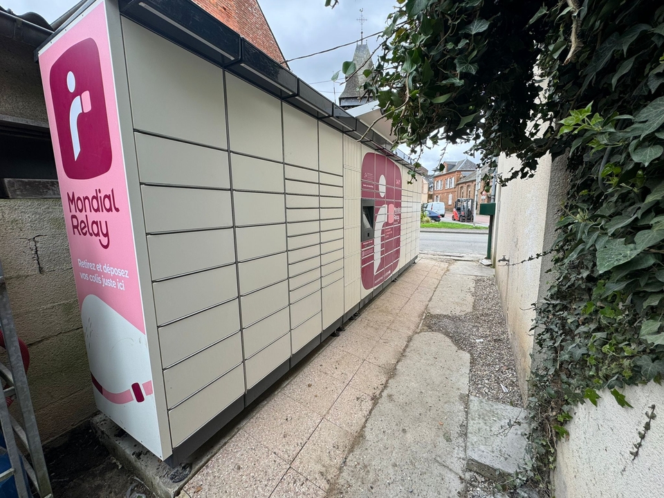 Locker 24/7 Coccinelle 60380 Songeons, 10 10 Rue Jean Touchard, 60380 Songeons