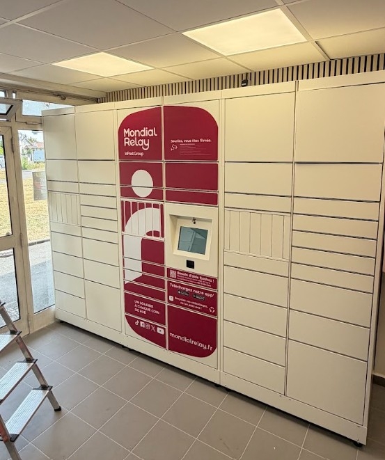 Locker Espace Laverie, 119 119 Avenue de Poissy, 78600 Le Mesnil-le-Roi