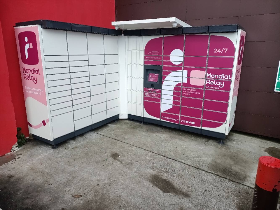 Locker 24/7 Carrefour Cognehors la Rochelle, 99 99 Boulevard de Cognehors, 17000 La Rochelle