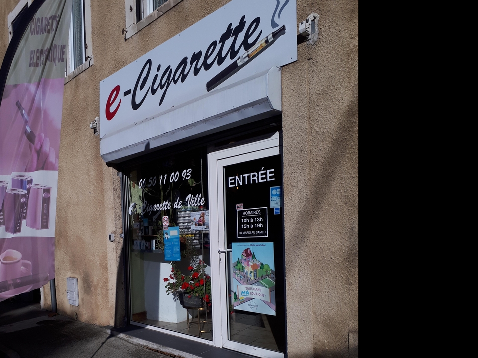 E Cigarette, 9 Place du Commerce, 31220 Cazères
