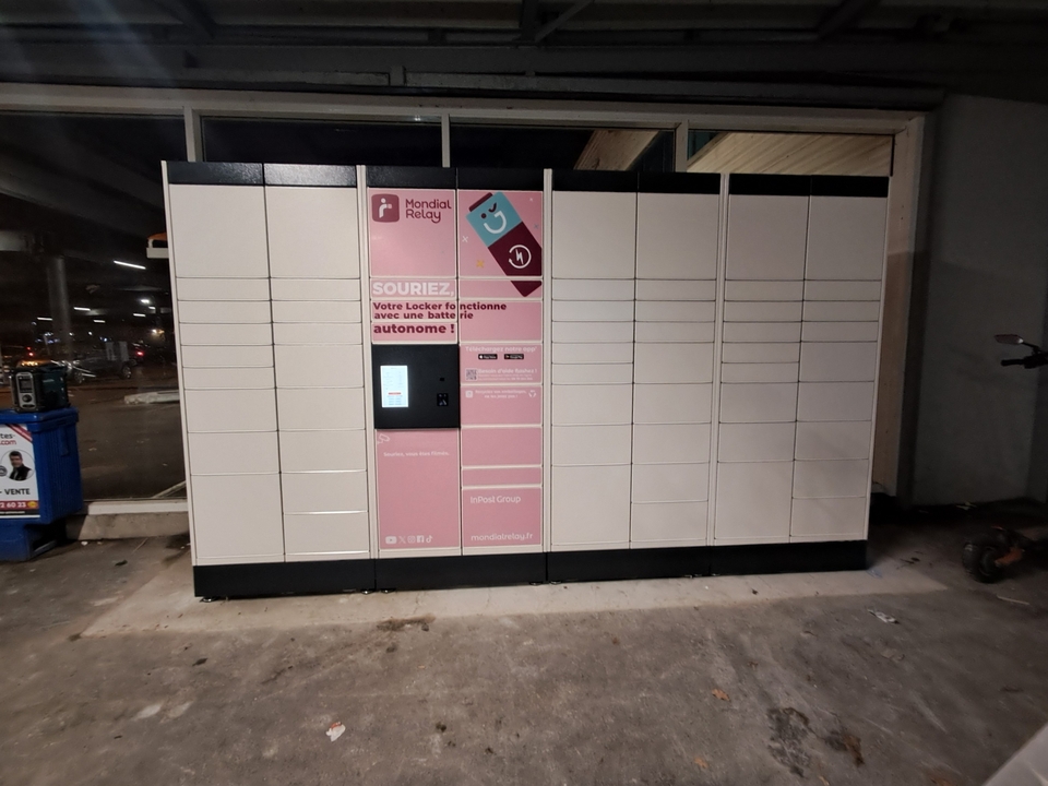 Locker 24/7 E.Leclerc, 29 30 Rue de Morlaix, 29520 Châteauneuf-du-Faou