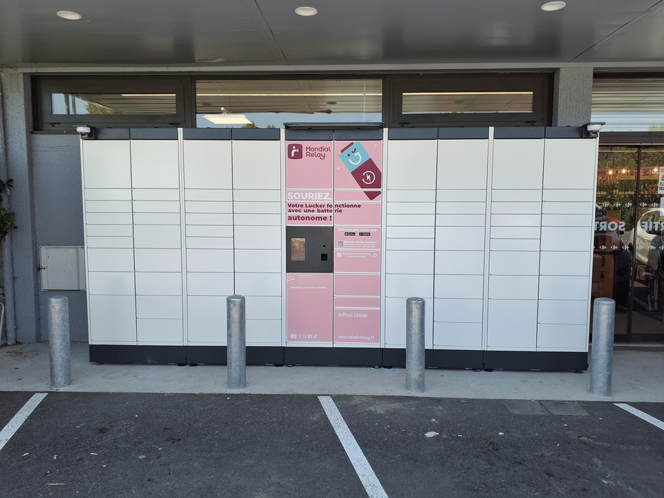 Locker 24/7 Carrefour Contact, 17 10 Avenue de Toulouse, 31460 Caraman