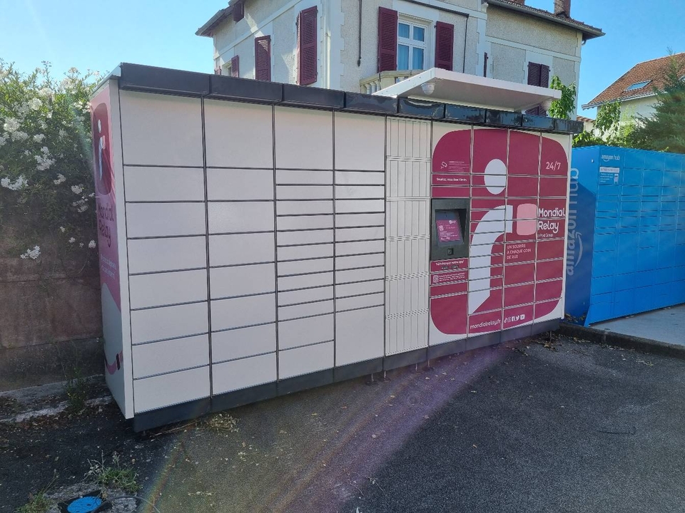 Locker 24/7 Esso Express Bayonne, 14 14 Avenue de l'Interne Jacques Loeb, 64100 Bayonne