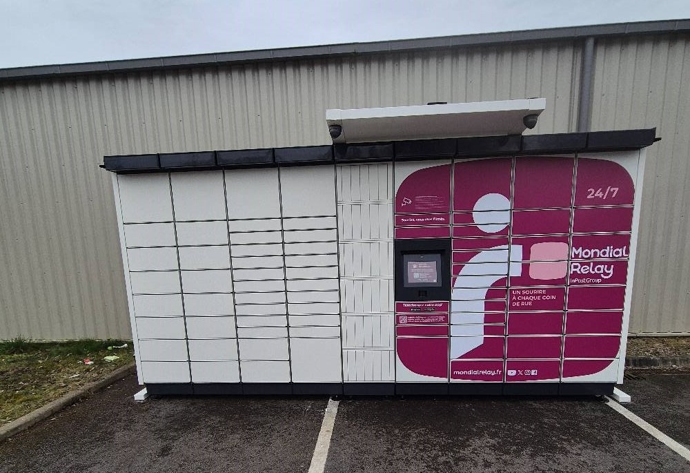 Locker 24/7 Carrefour Contact 02460 La Ferté-Milon, 12 12 Rue de Villers, 02460 La Ferté-Milon
