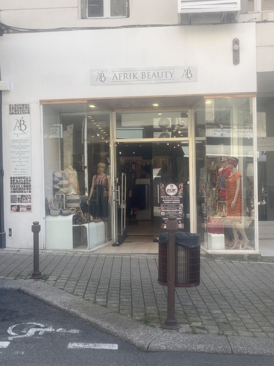 Afrik Beauty, 63 Boulevard Gambetta, 07200 Aubenas