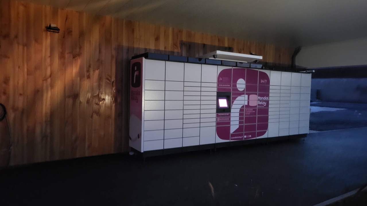 Locker 24/7 U Express le Gua, 53 53 Rue Samuel Champlain, 17600 Le Gua