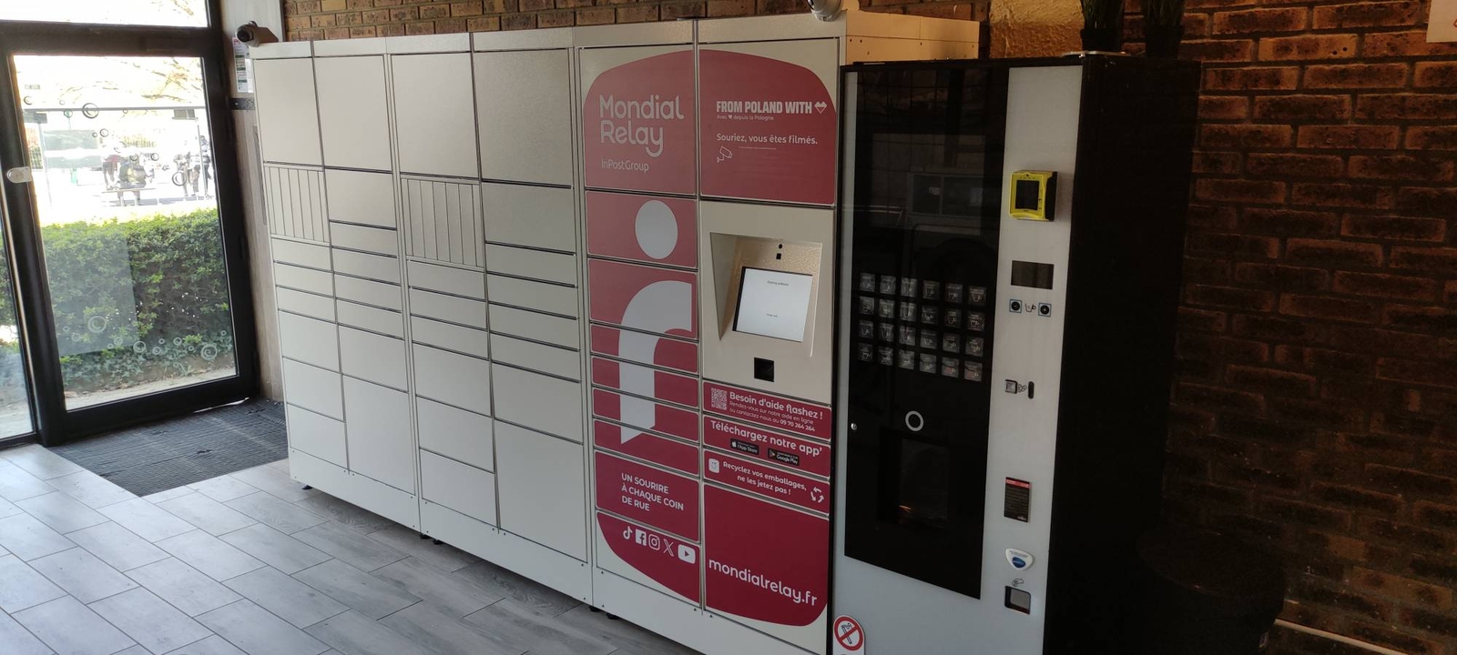 Locker Laverie Rocca, 6 6 Rue Antoine Rocca, 91700 Sainte-Geneviève-des-Bois