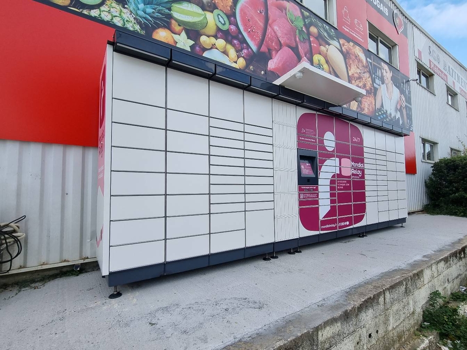 Locker 24/7 Luso Alimentation Lormont, 2 2bis Rue Cantelaudette, 33310 Lormont