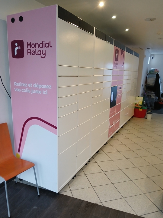 Locker Pressing Ecologique Bordeaux, 63 63 Cours Marechal Gallieni, 33000 Bordeaux