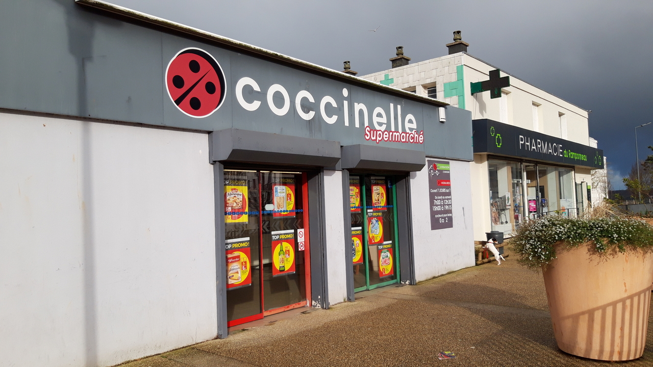 COCCINELLE FECAMP Quartier le ramponau, 60 Rue Paul Lhonore, 76400 Fécamp