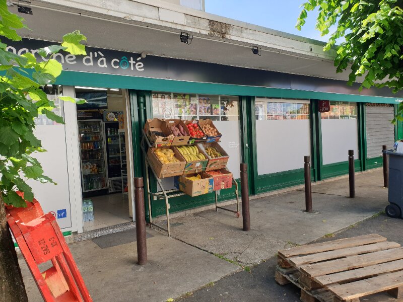 Le Marche d'A Cote, 15 Place Paul Eluard, 94800 Villejuif