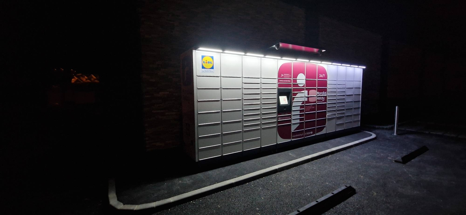 Locker 24/7 Lidl Place Haut Hubert 76520 Franqueville-Saint-Pierre, 2 86 Place Haut Hubert, 76520 Franqueville-Saint-Pierre