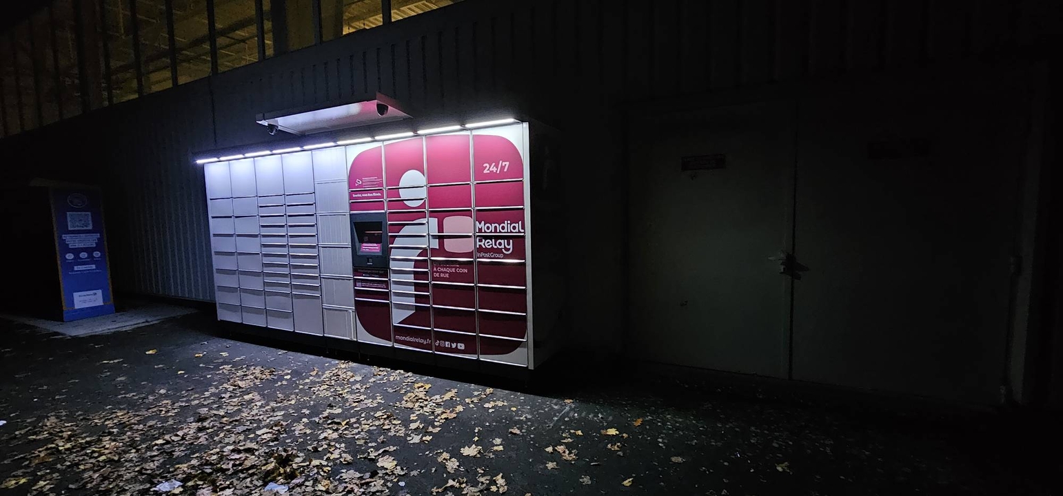 Locker 24/7 E.Leclerc Bout Des Haies 41000 Blois, 15 15 Rue du Bout des Haies, 41000 Blois