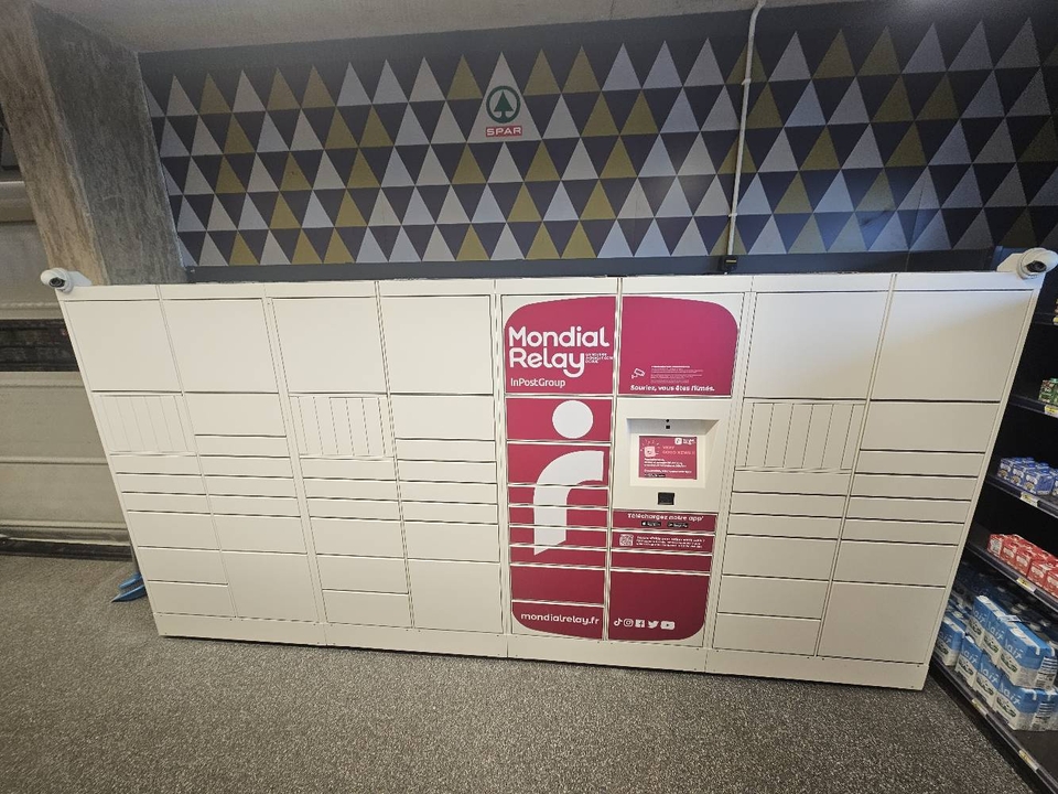 Locker Spar 78210 Saint-Cyr-l'École, 2 2 Esplanade Napoléon Bonaparte, 78210 Saint-Cyr-l'École