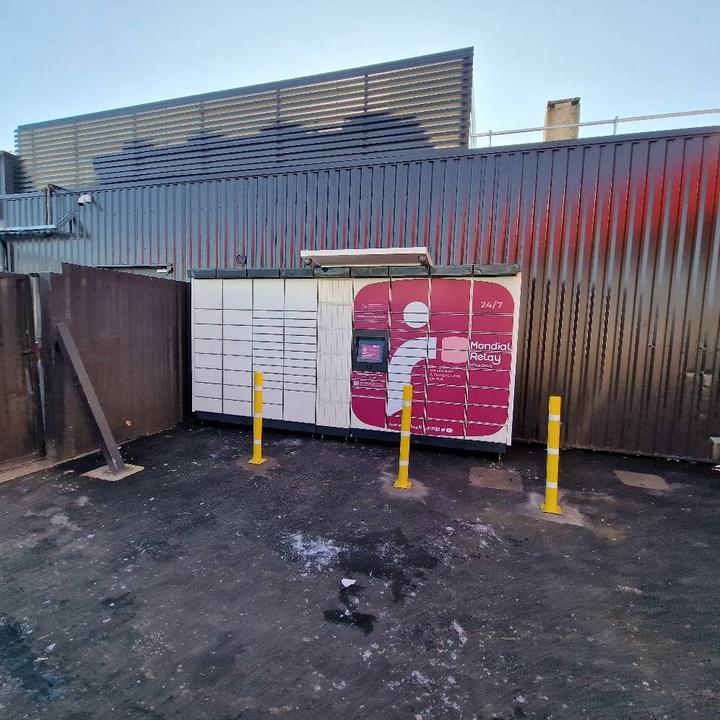 Locker 24/7 Intermarche Yvrac, 5 Zone d'activité des Tabernottes, 33370 Yvrac