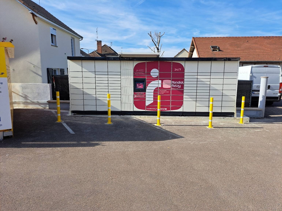 Locker La Boule d'Or 10800 Saint-Julien-Les-Villas, 10 8 Rue Aristide Briand, 10800 Saint-Julien-les-Villas