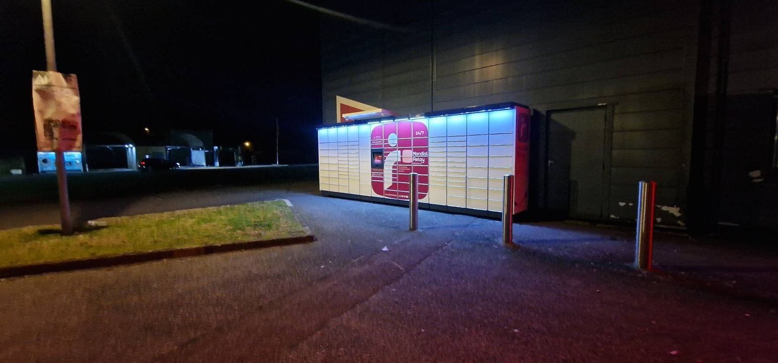 Locker 24/7 Carrefour Market Culoz, 450 450 Avenue Jean Falconnier, 01350 Culoz