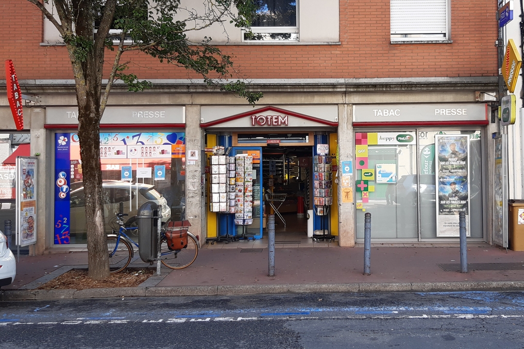 Totem, 77 Avenue Général de Gaulle, 81000 Albi