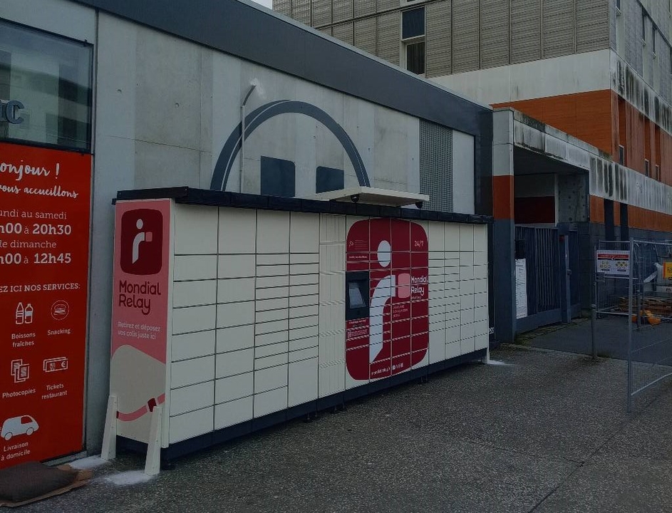 Locker 24/7 U Express Belcier Bordeaux, 29 29 Allée Eugène Delacroix, 33800 Bordeaux